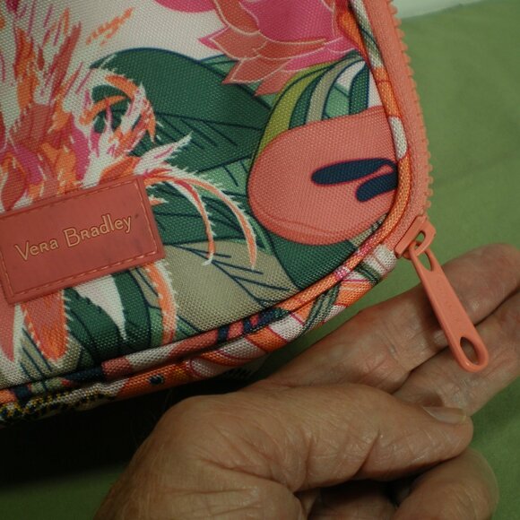 Vera Bradley ReActive Lunch Bunch Rain Forest Canopy Coral Pattern - Picture 2 of 6